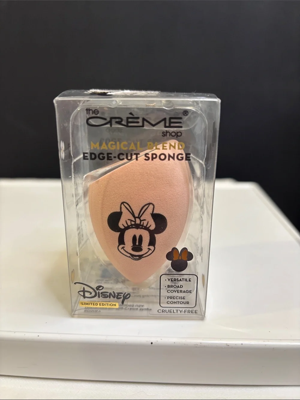 The Crème Shop x Disney Minnie Magical-Blend Edge-Cut Sponge - Ltd Edition